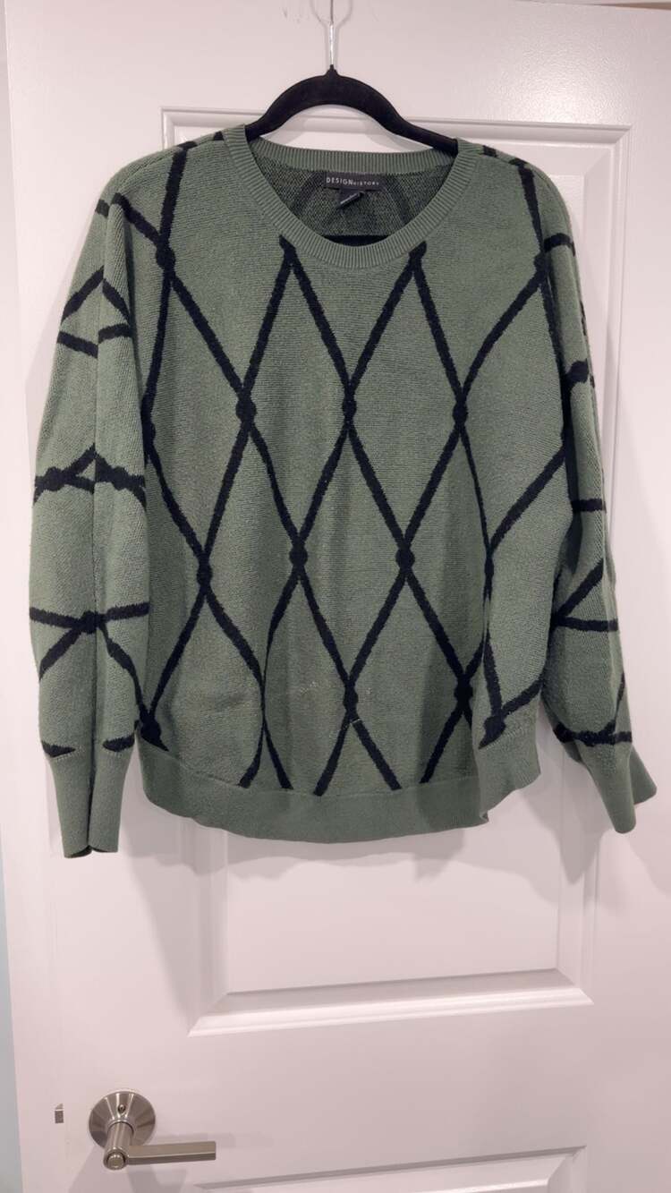 Design History Sage Green Black Diamond Pattern Knit Crewneck Sweater Size XL